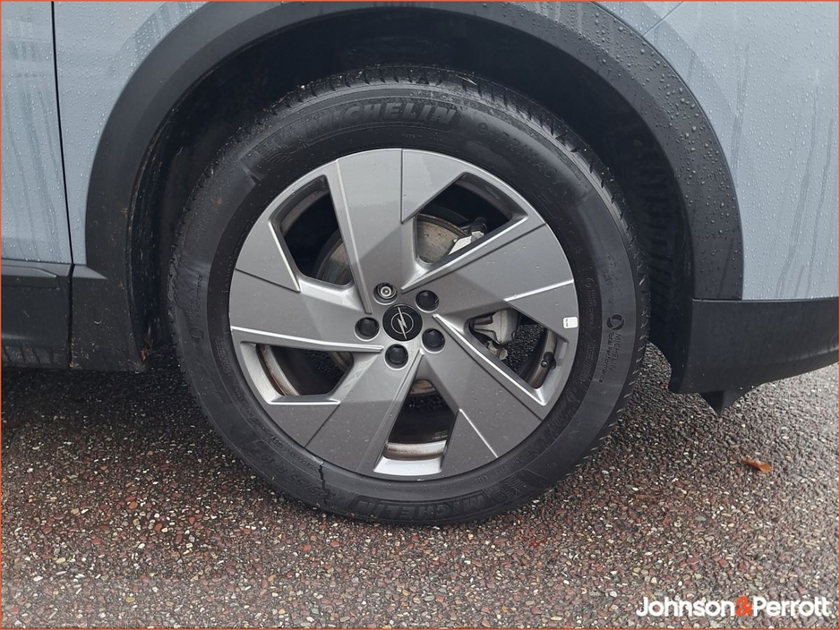 2025 Opel Grandland Elegance PureTech 136 MHEV €37,900