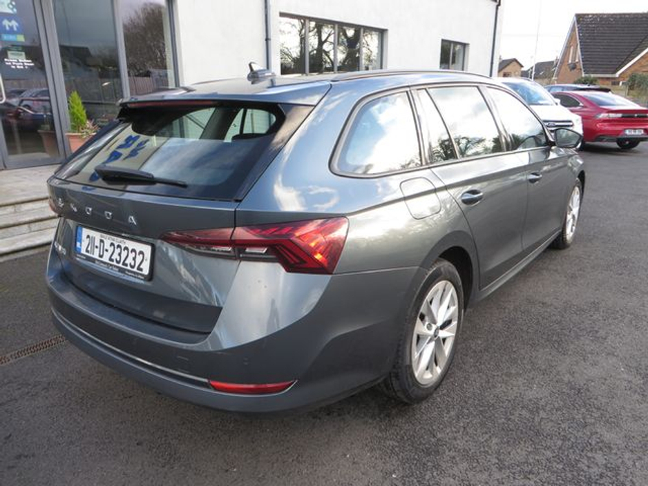 2021 Skoda Octavia AMB 2.0tdi 115HP 4DR €22,950