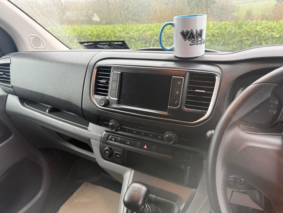 2022 Peugeot Expert Professional NO VAT!! 1.5 BlueHDi 100bhp €17,995