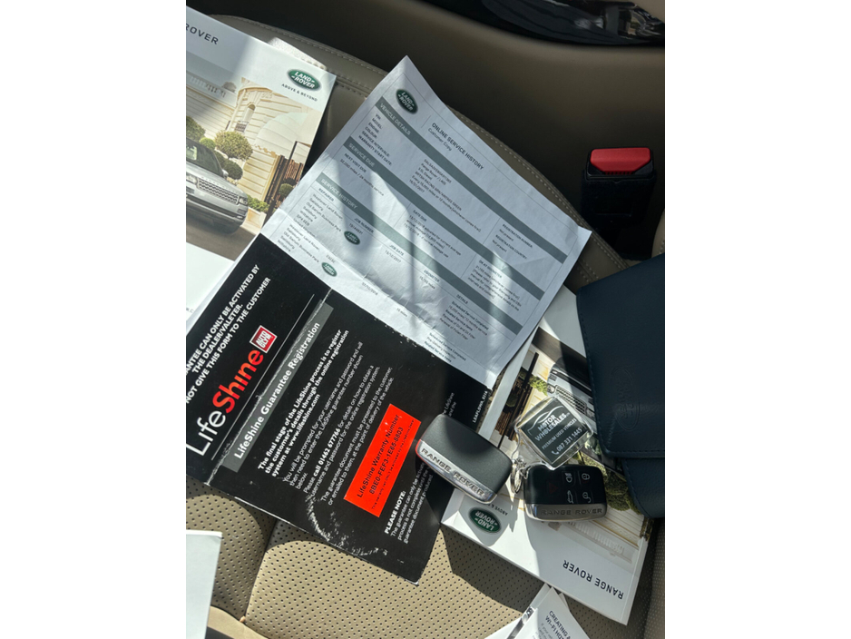 2017 Land Rover Range Rover - image 10