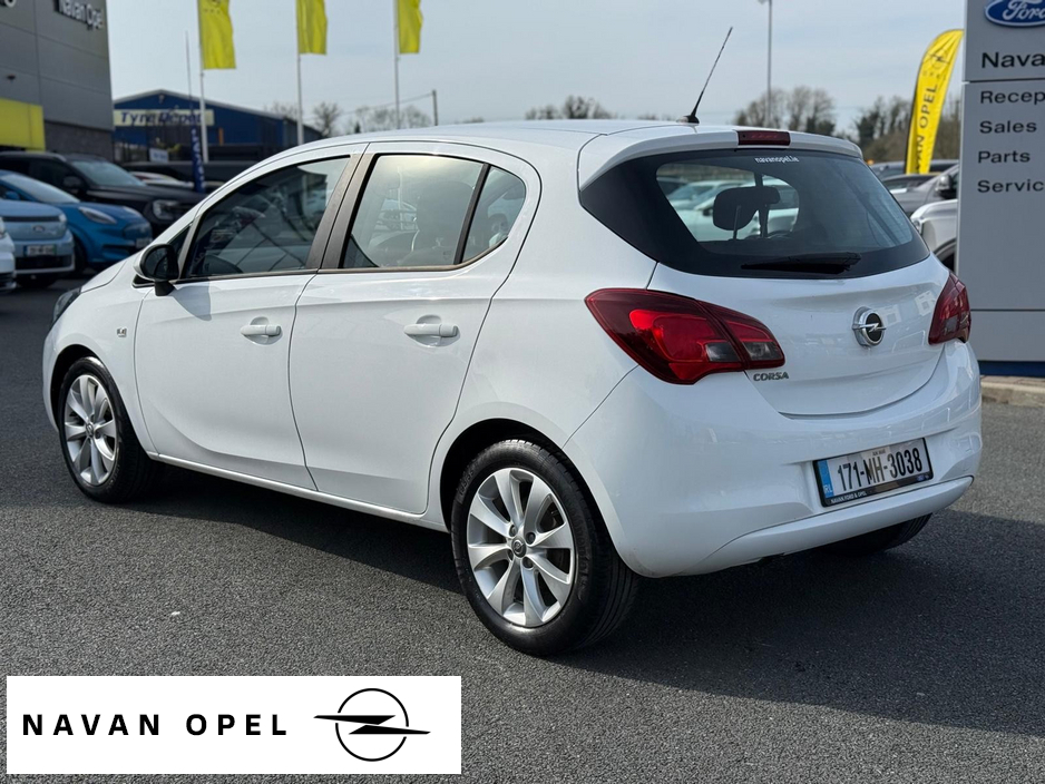 2017 Opel Corsa - image 5