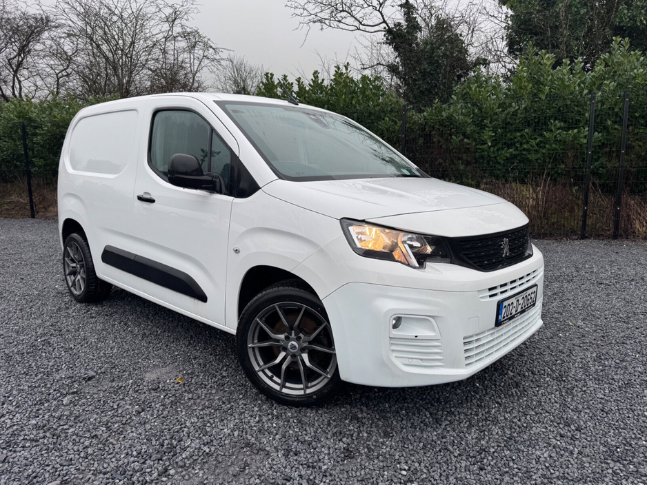 2020 Peugeot Partner  €13,950