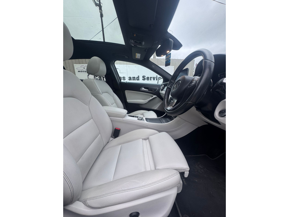 2016 Mercedes-Benz GLA Class - image 14