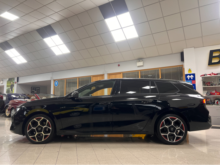 2024 Opel Astra - image 7