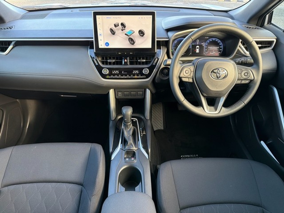 2025 Toyota Corolla Cross - image 8