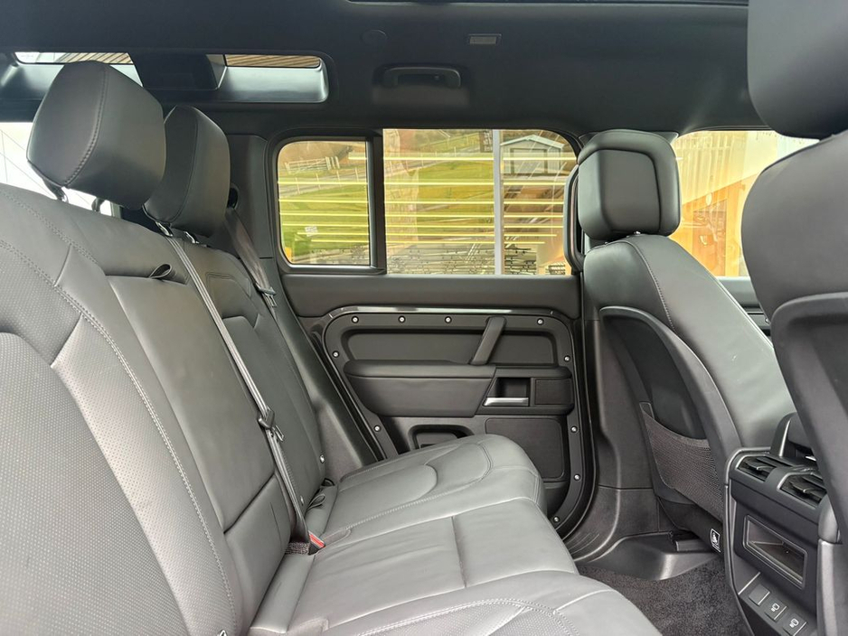 2025 Land Rover Defender - image 25