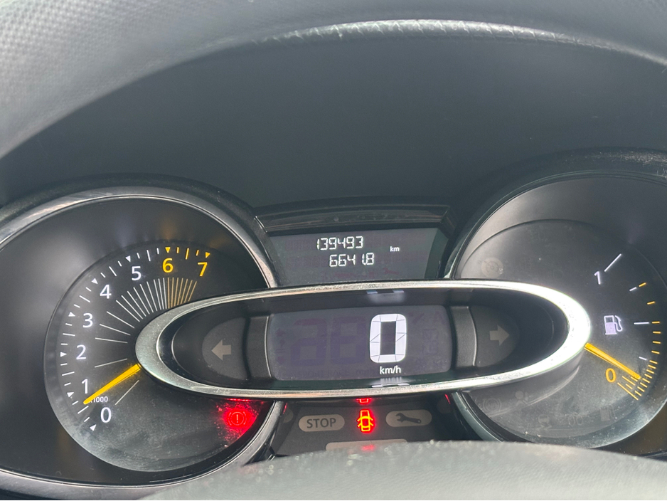 2014 Renault Clio - image 7