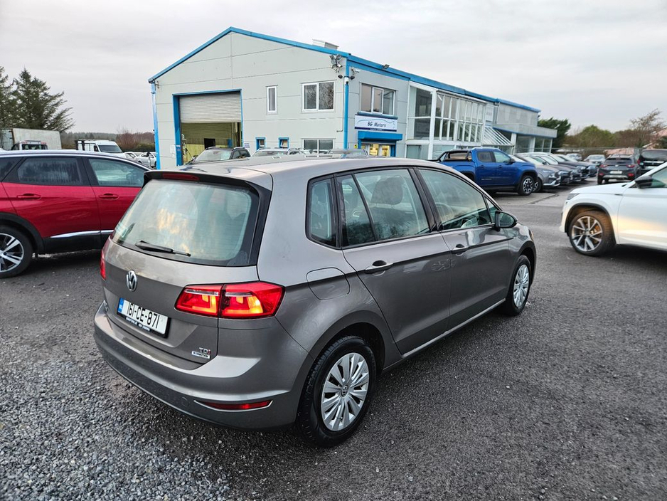 2016 Volkswagen Golf SV TL 1.6tdi M5F 110HP 5DR €12,990