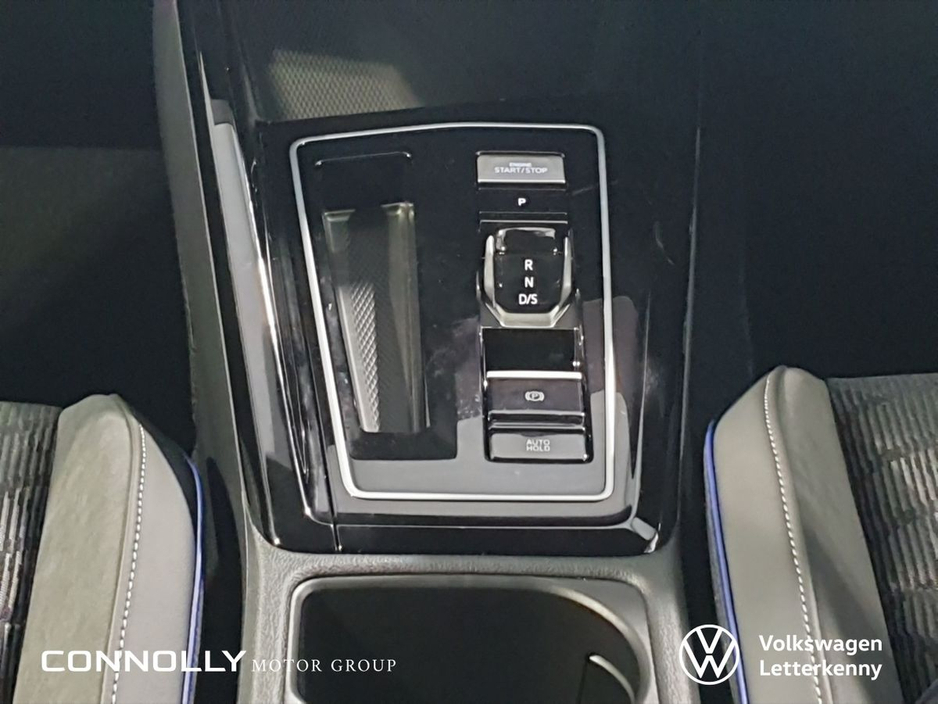 2026 Volkswagen Golf - image 9