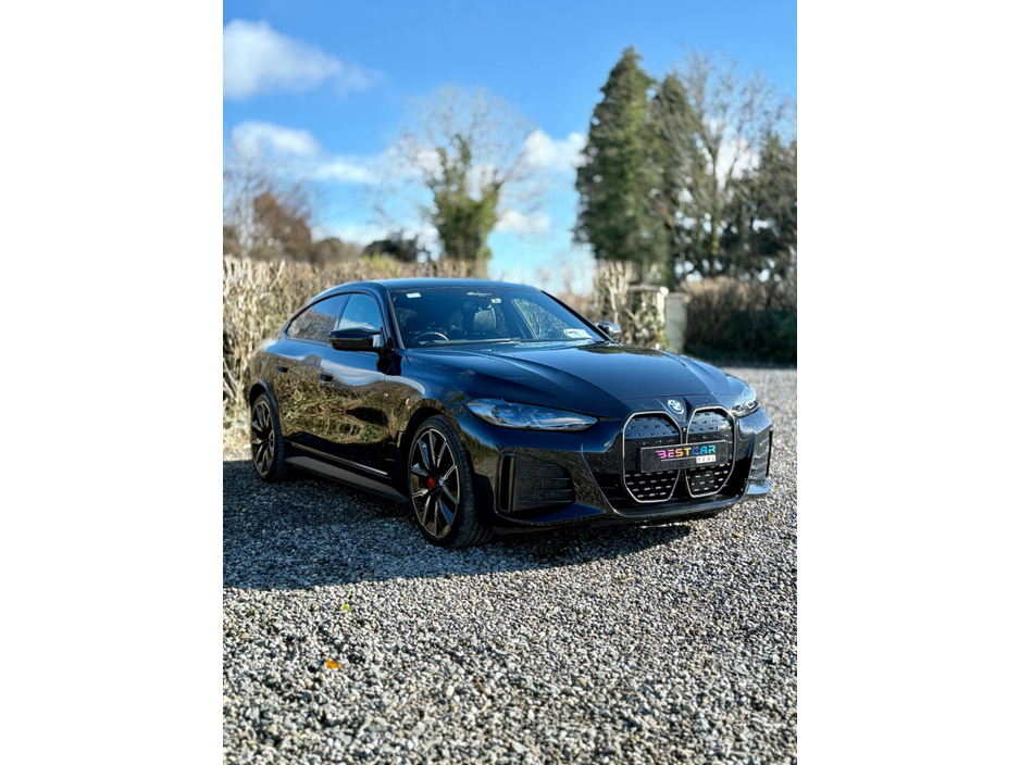 2023 BMW i4 - image 2