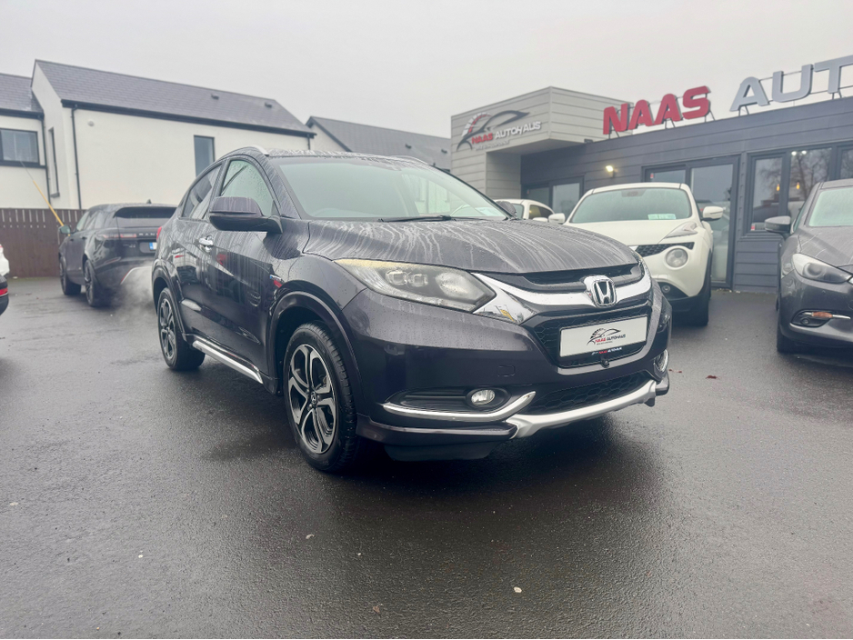 2015 Honda Vezel Hybrid | Heated Seats | Camera | High Spec €13,750