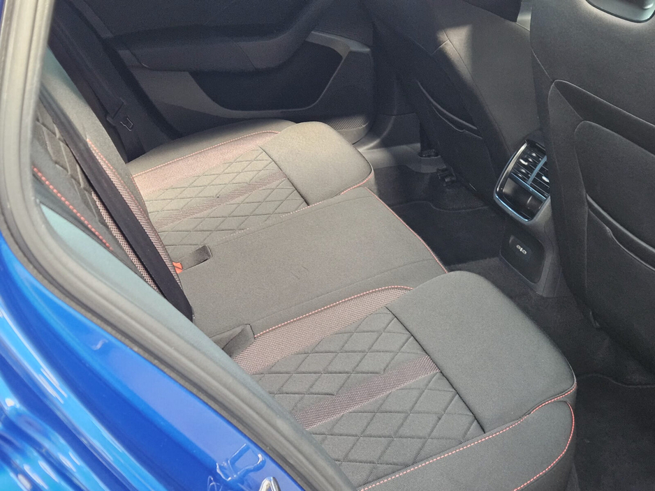 2022 Skoda Octavia - image 8