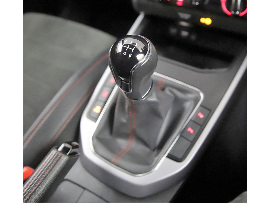 2020 SEAT Arona - image 23