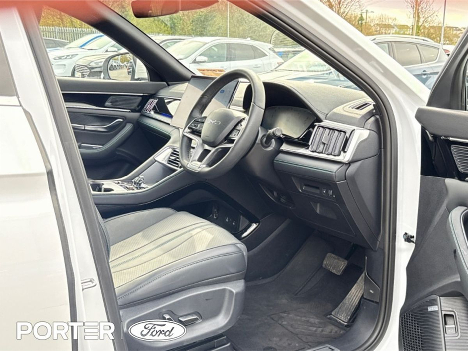 2025 BYD Seal U - image 9