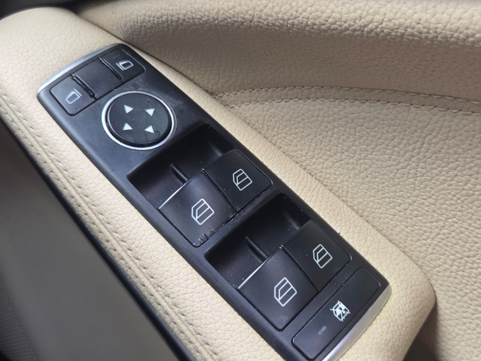 2015 Mercedes-Benz GLA Class - image 26