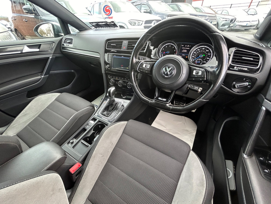 2017 Volkswagen Golf - image 7