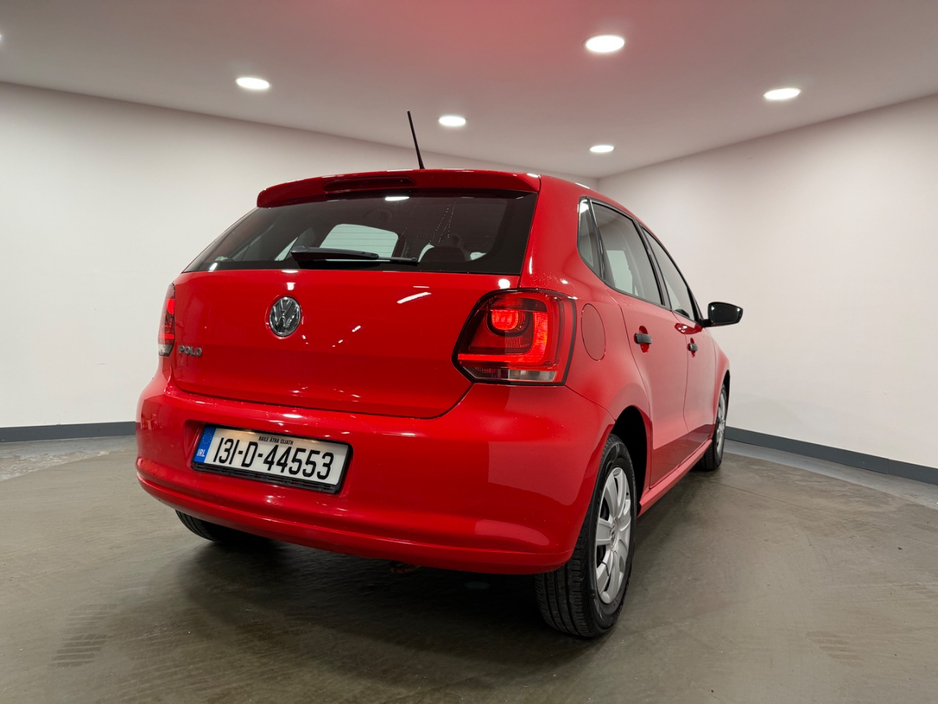 2013 Volkswagen Polo - image 8