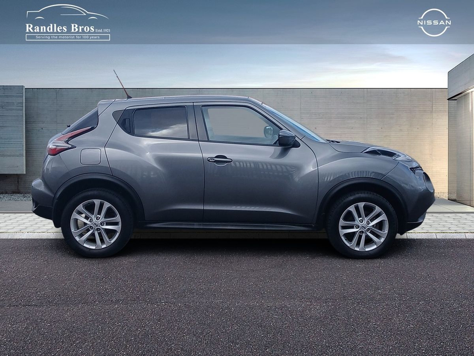 2019 Nissan Juke - image 5