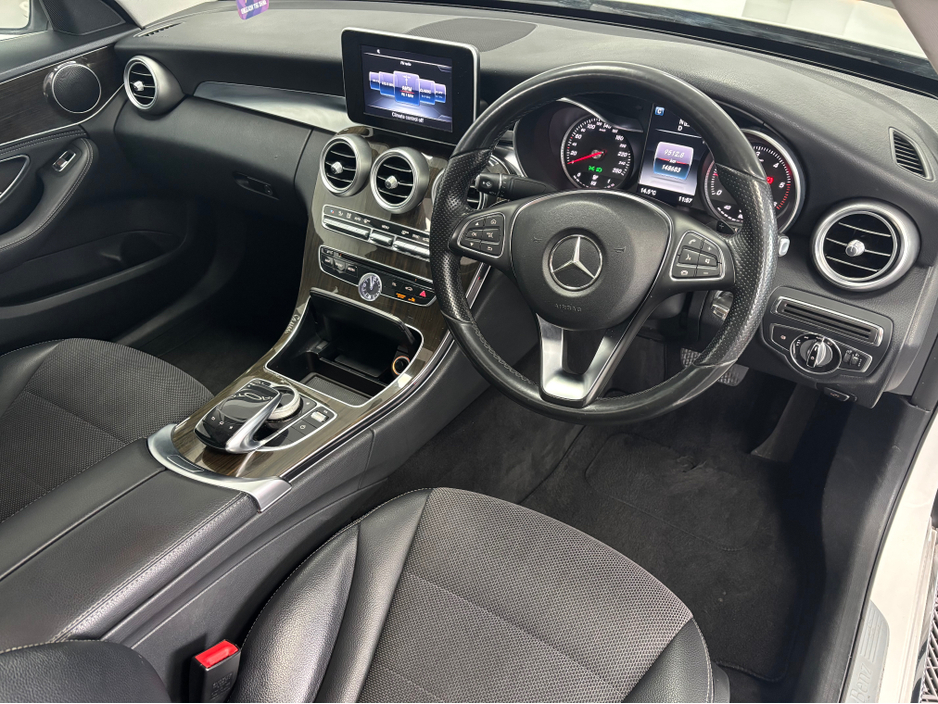 2015 Mercedes-Benz C Class - image 6