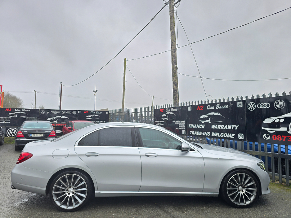 2016 Mercedes-Benz E Class - image 9