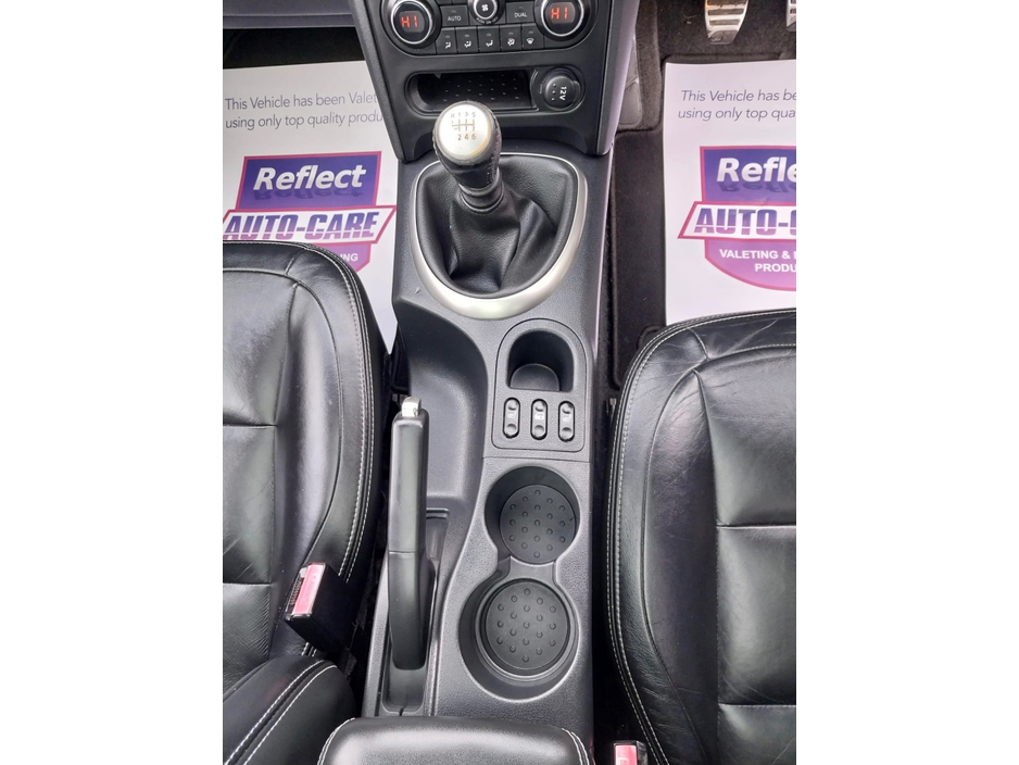 2012 Nissan Qashqai - image 16