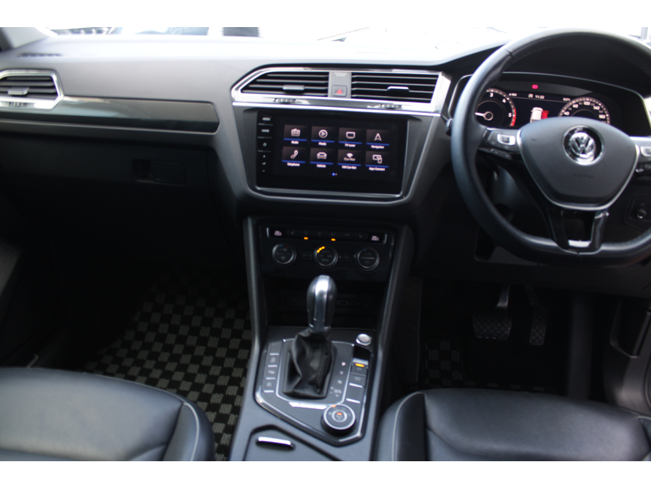 2019 Volkswagen Tiguan 2.0TDI 150BHP R-LINE EDITION 4 MOTION  AUTOMATIC // 1 OWNER CAR WITH ONLY 124,000KMS // BUY WITH CONFODENCE AA AND SIMI APPROVED DEALER 2026 // FINANCE ARRANGED // ALL TRADE INS WELCOME // €25,950