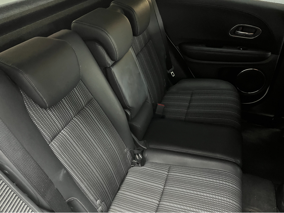 2016 Honda Vezel €15950 2016 HONDA VEZEL HYBRID Z 1.5 AUTOMATIC / CRUISE CONTROL / REVERSE CAMERA / HEATED SEATS €15,950