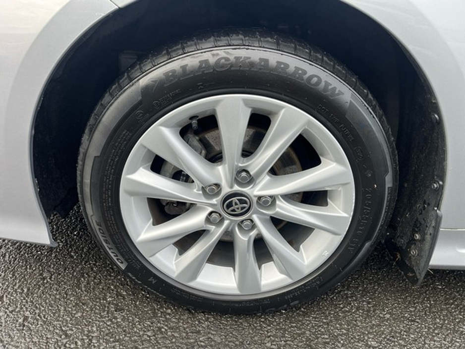 2024 Toyota Corolla COROLLA LUNA SALOON €27,950