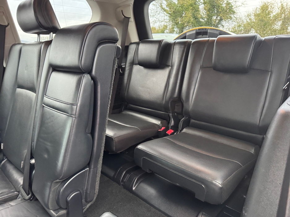 2024 Toyota Landcruiser - image 15