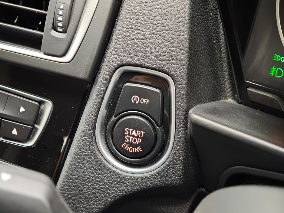 2017 BMW 1 Series - image 27