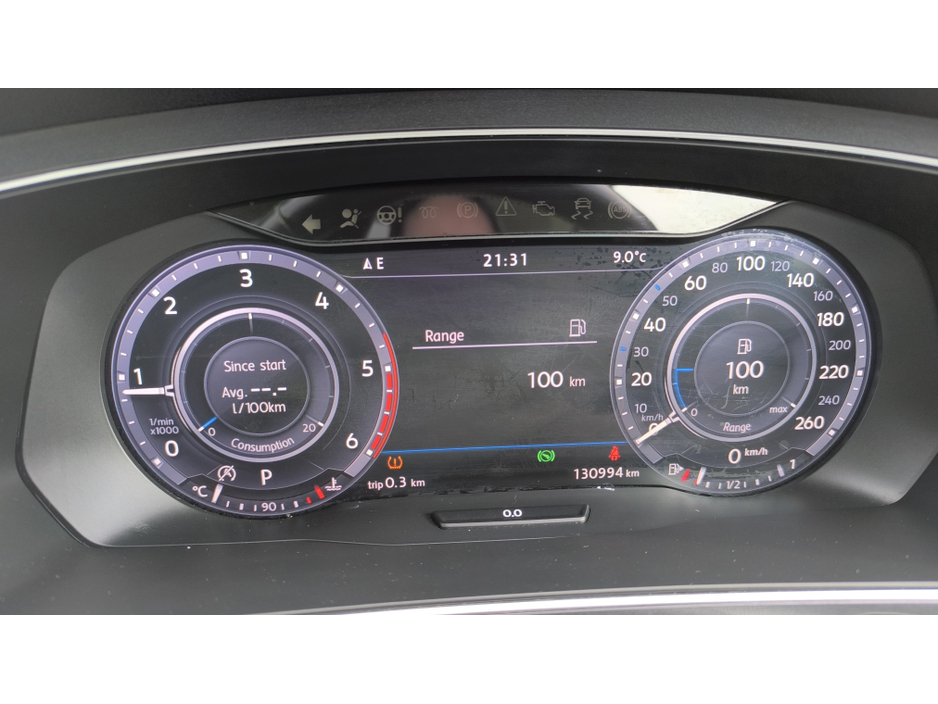 2017 Volkswagen Tiguan - image 19