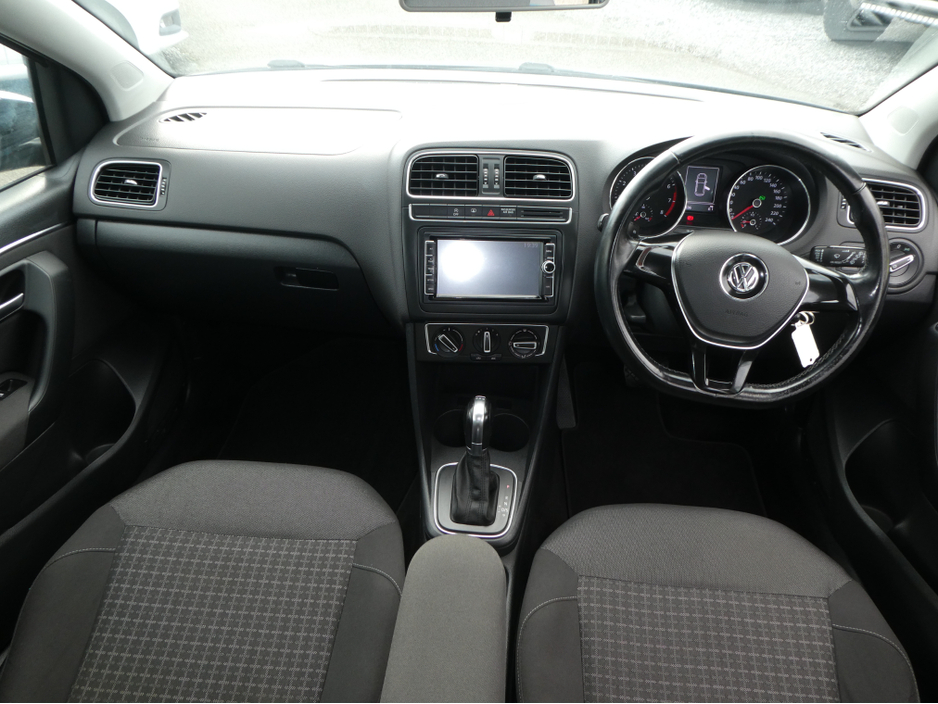 2016 Volkswagen Polo - image 21