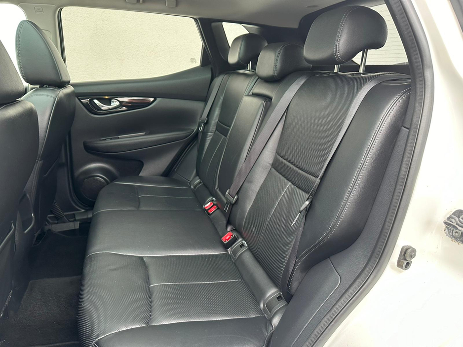 2017 Nissan Qashqai - image 20
