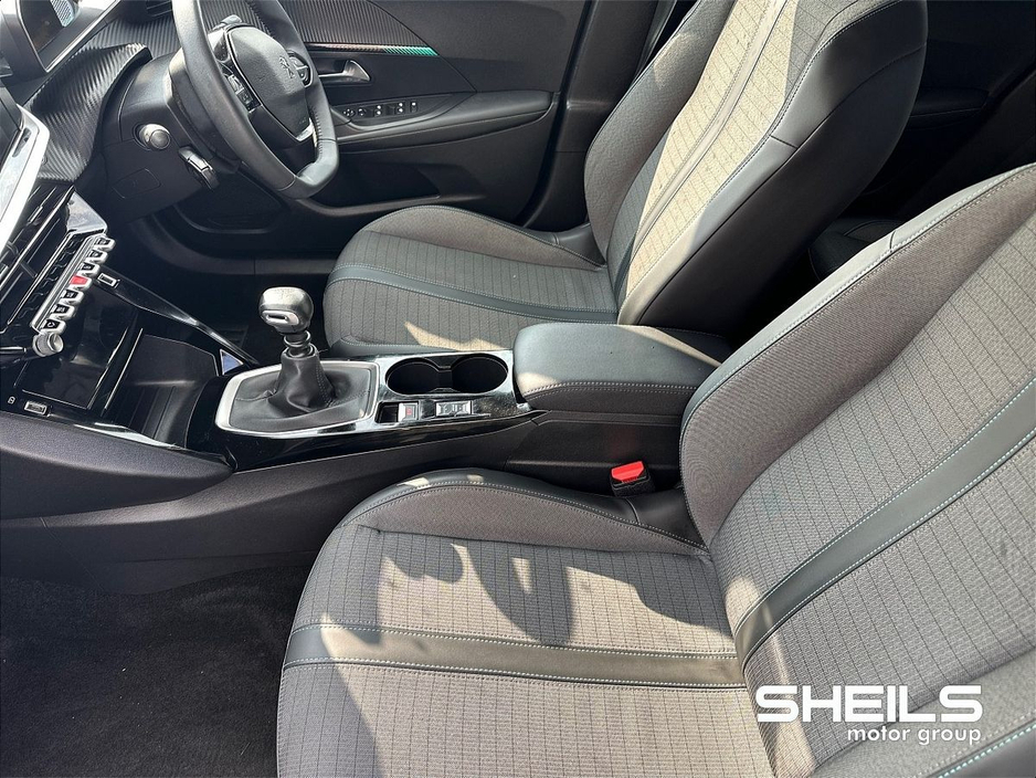 2022 Peugeot 2008 1.2 Petrol Allure 100BHP €23,450