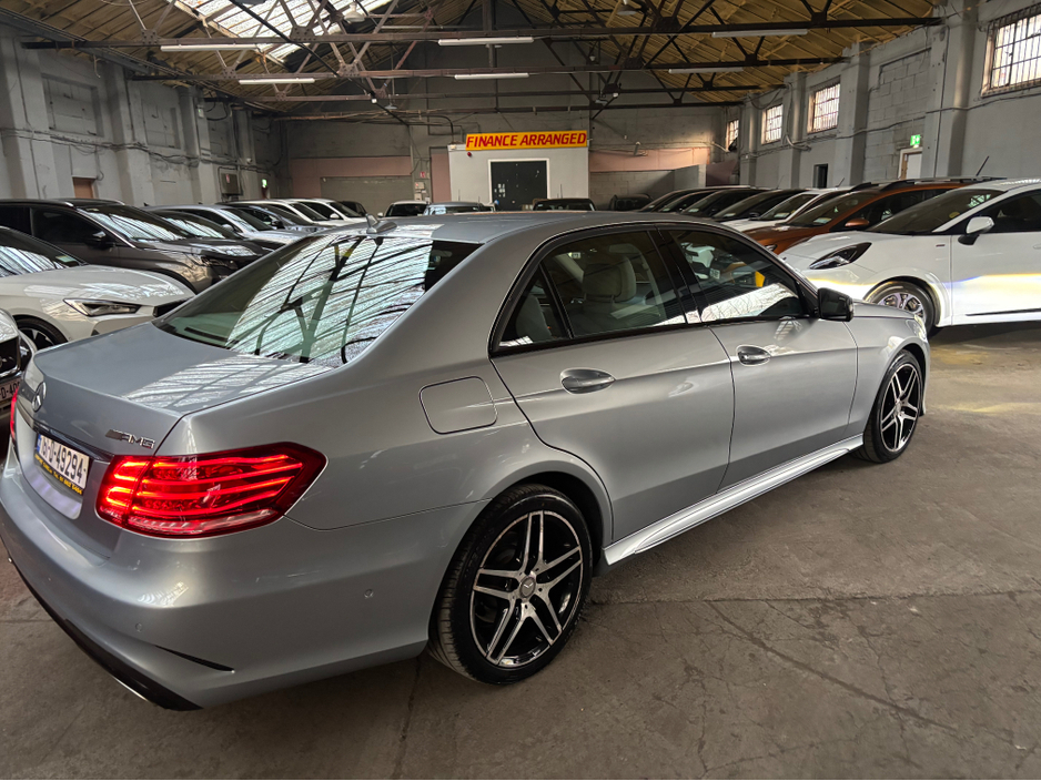 2016 Mercedes-Benz E Class - image 15