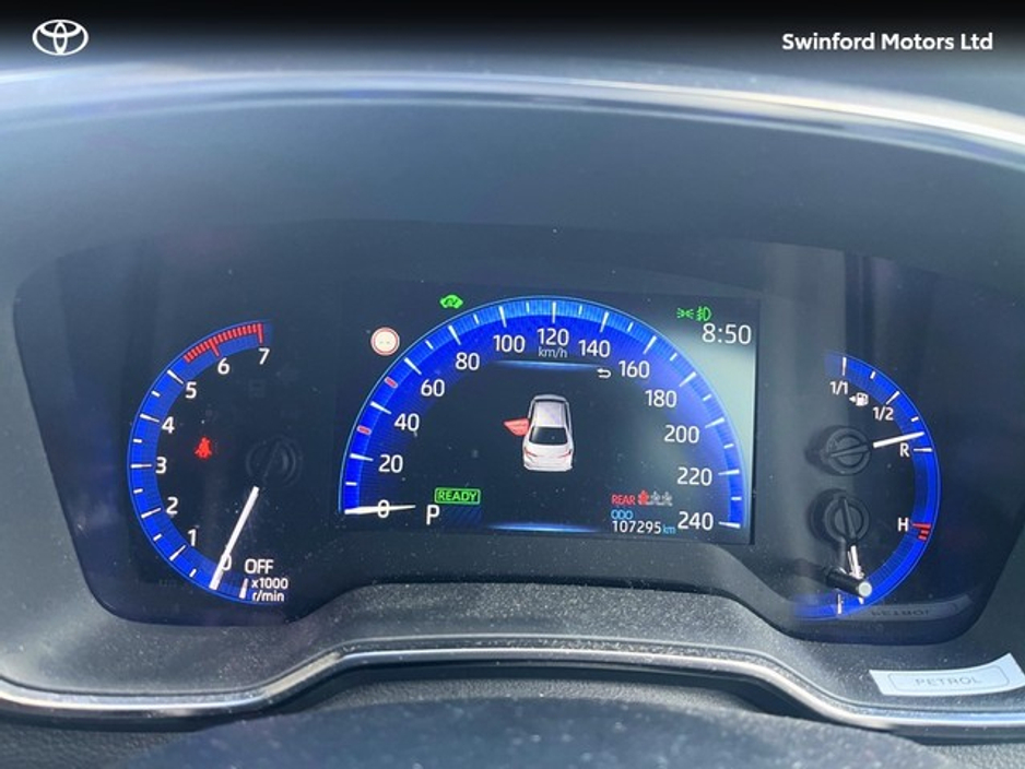 2021 Toyota Corolla - image 9