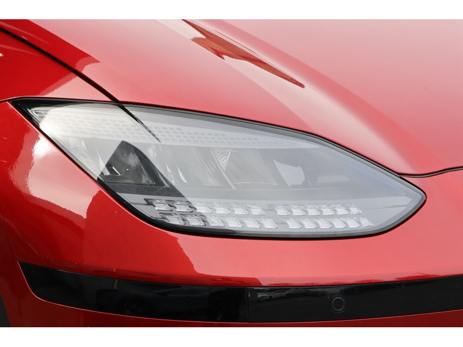 2024 Hyundai Ioniq 6 - image 10