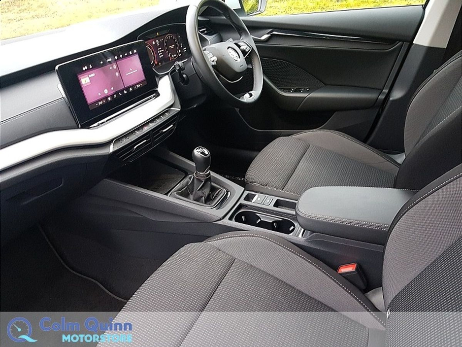 2024 Skoda Octavia Selection 2.0TDI 115HP *Manufacturers Warranty Until 08-08-2027* €31,995