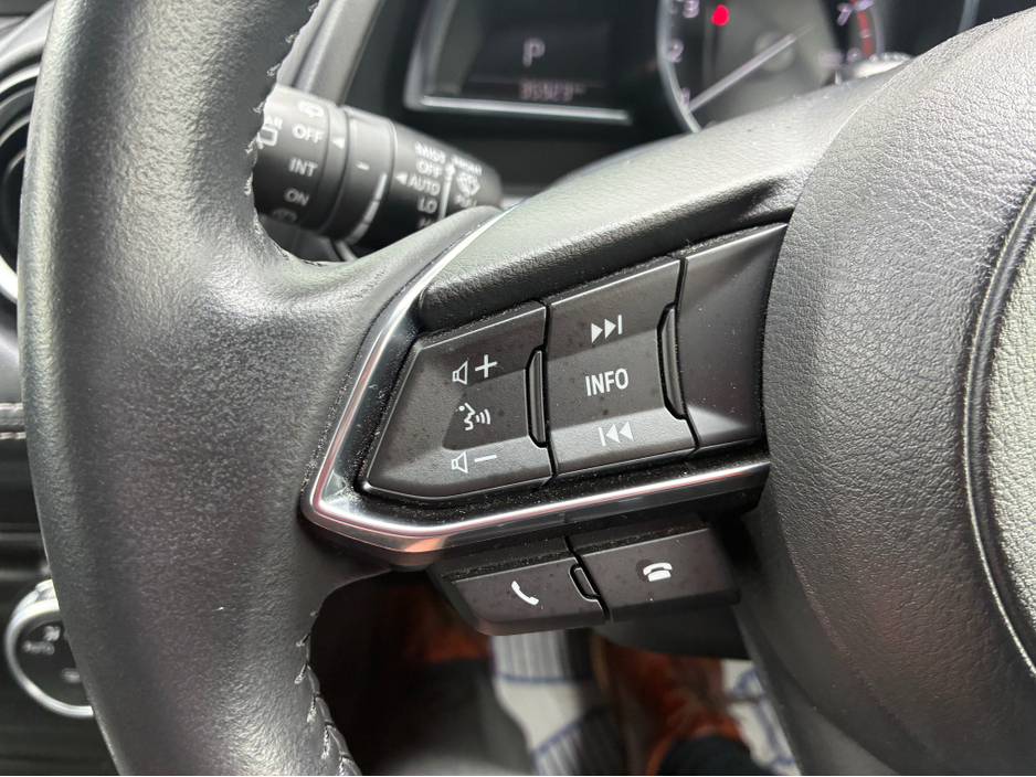 2017 Mazda Demio - image 17