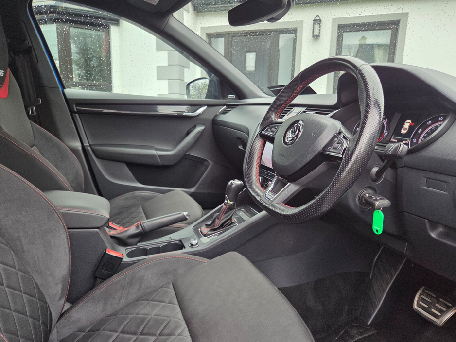 2018 Skoda Octavia - image 12