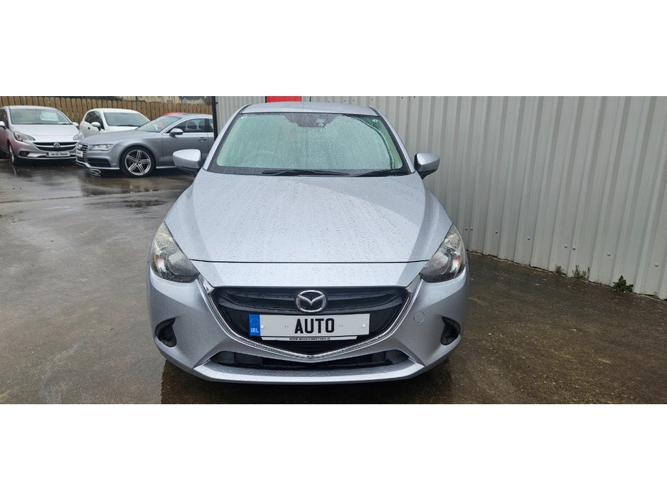 2017 Mazda Mazda2 - image 12