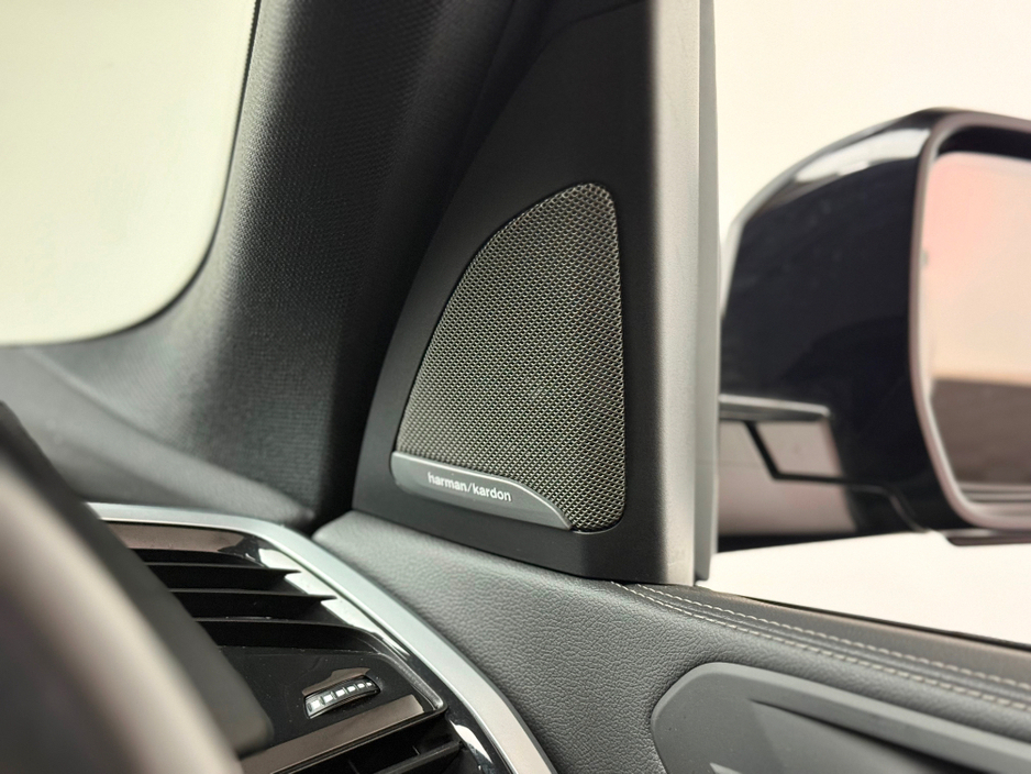 2023 BMW X5 - image 22