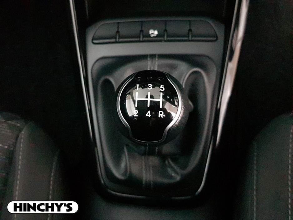 2023 Kia Rio - image 11