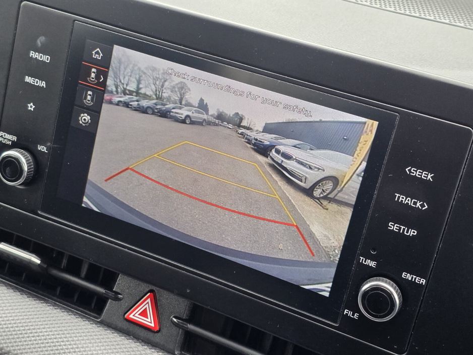 2023 Kia Sportage - image 16