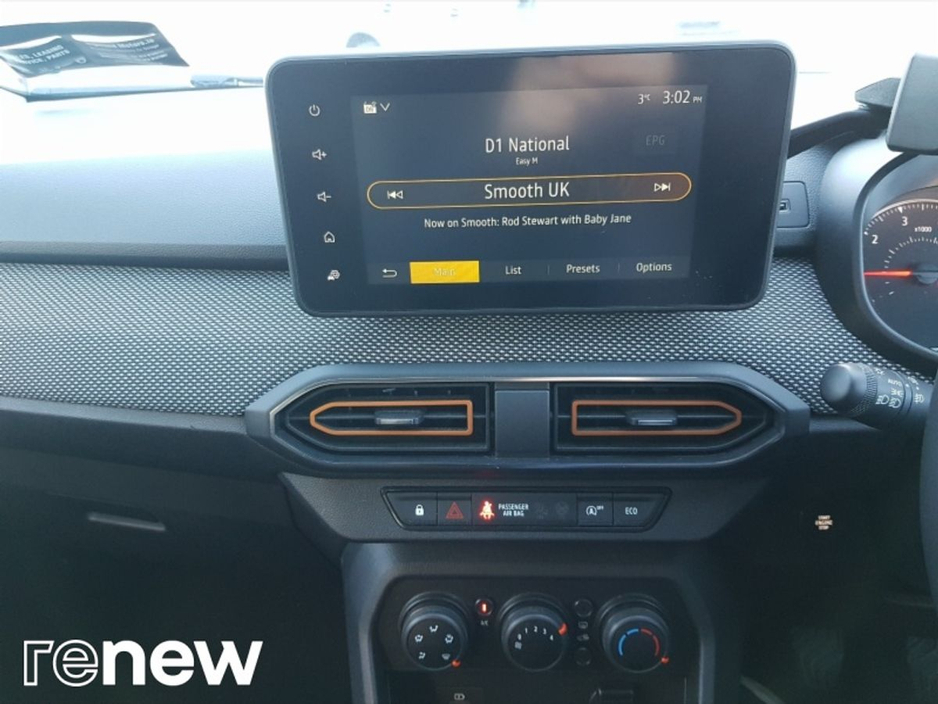 2022 Dacia Sandero Stepway - image 16