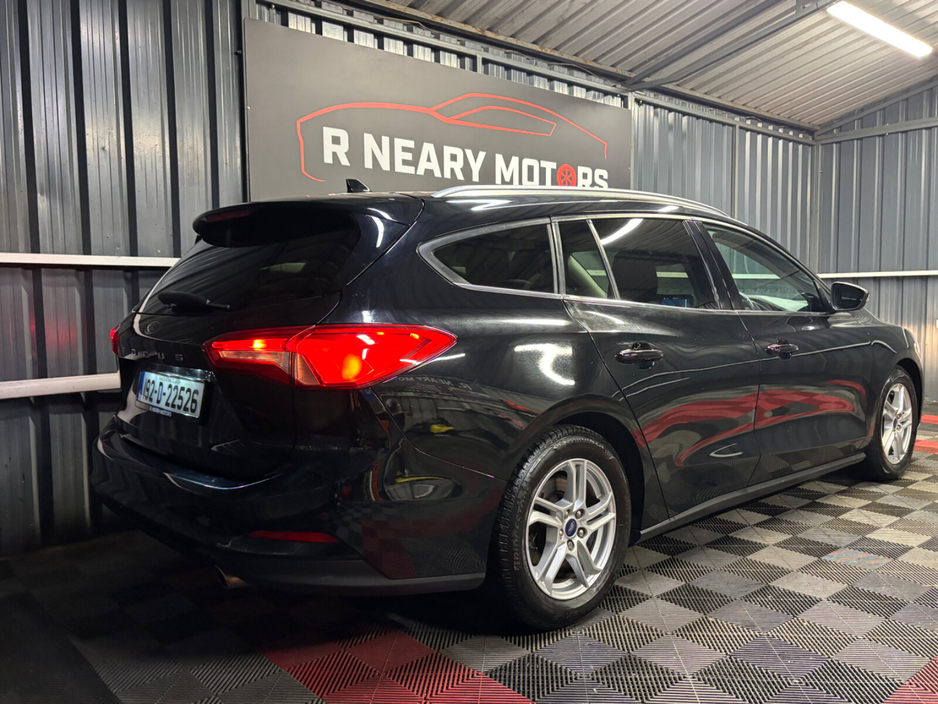 2019 Ford Focus - image 3