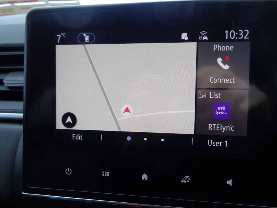 2022 Renault Captur - image 14