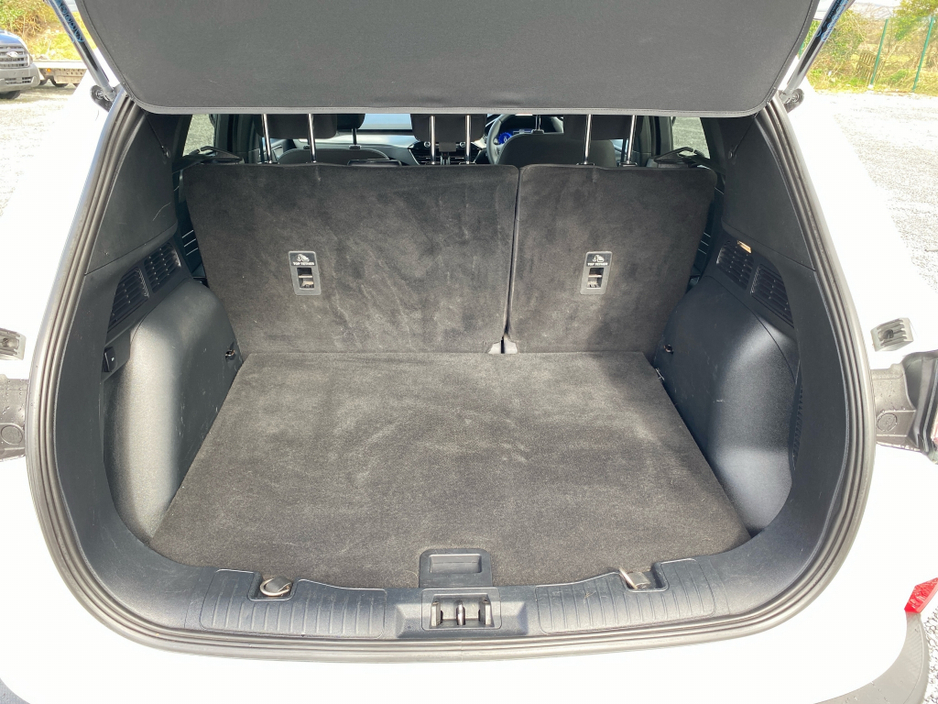 2023 Ford Kuga - image 21