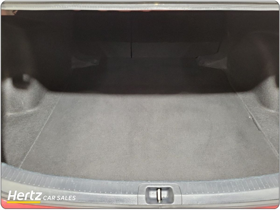 2023 Toyota Corolla - image 18