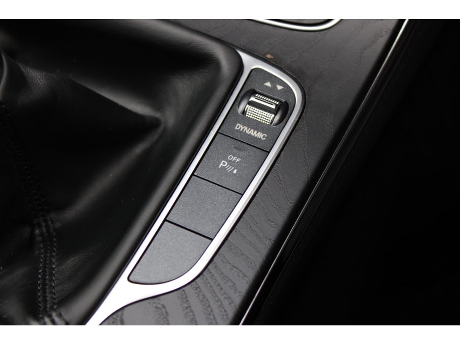 2018 Mercedes-Benz C Class - image 16